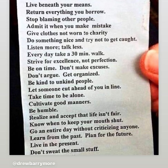 Antique Art Deco White Gold pin with diamond and filigree lattice work - Picture 8 of 8